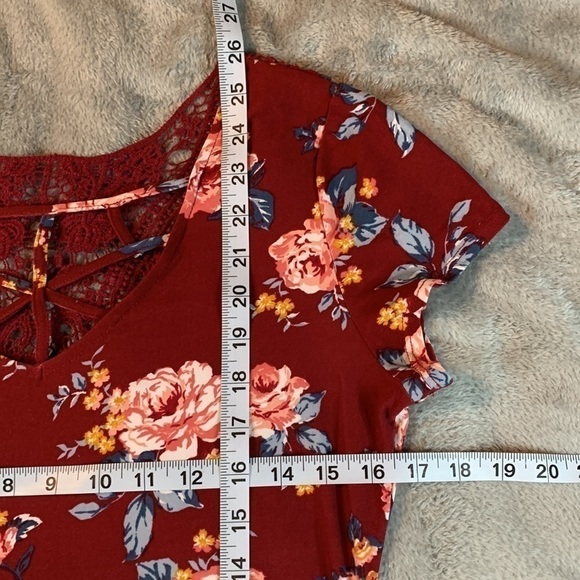 No Boundaries Floral Shirt - Picture 2 of 6